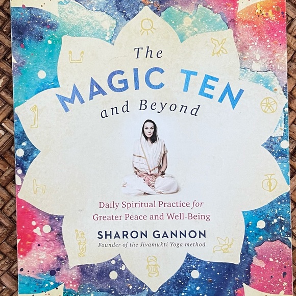 Yoga Book Paperback The Magic Ten and Beyond - Picture 12 of 13